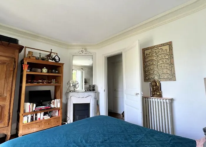 2 Bedrooms Chic 18th District パリ