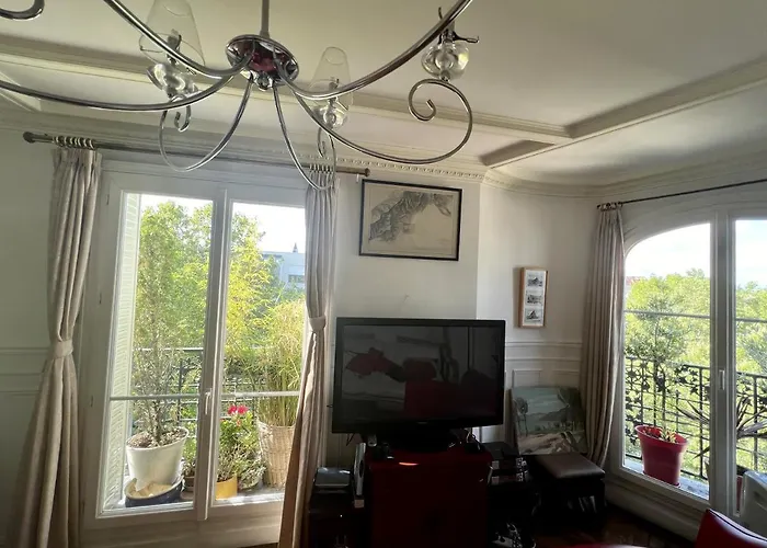 2 Bedrooms Chic 18th District * パリ