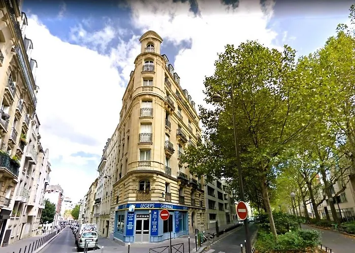 アパート 2 Bedrooms Chic 18th District *