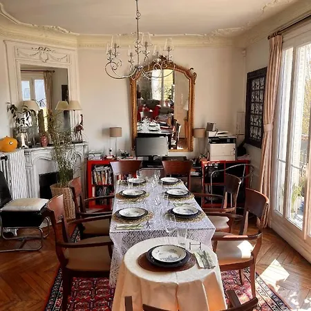 2 Bedrooms Chic 18th District Daire *