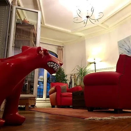 2 Bedrooms Chic 18th District 公寓 巴黎