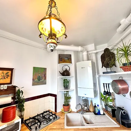 2 Bedrooms Chic 18th District Daire *