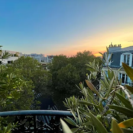 Daire 2 Bedrooms Chic 18th District Paris