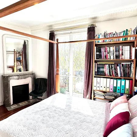 2 Bedrooms Chic 18th District * פריז